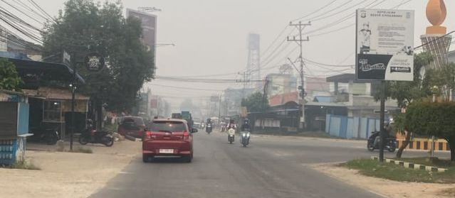 Wali Kota Singkawang Minta Warga Wajib Gunakan Masker Saat Kabut Asap Pekat