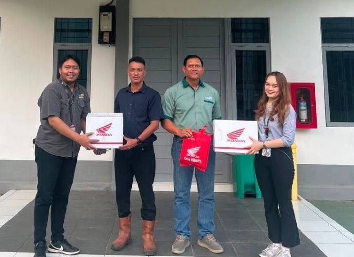 Photo of Service Kunjung Puaskan Konsumen Loyal, Astra Motor Kalbar Jalin Kolaborasi dengan Berikan Layanan Terbaik