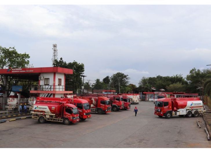 Photo of Pertamina Tambah 46 Armada, Jaga Distribusi BBM Tetap Lancar ke Pelosok Kalbar