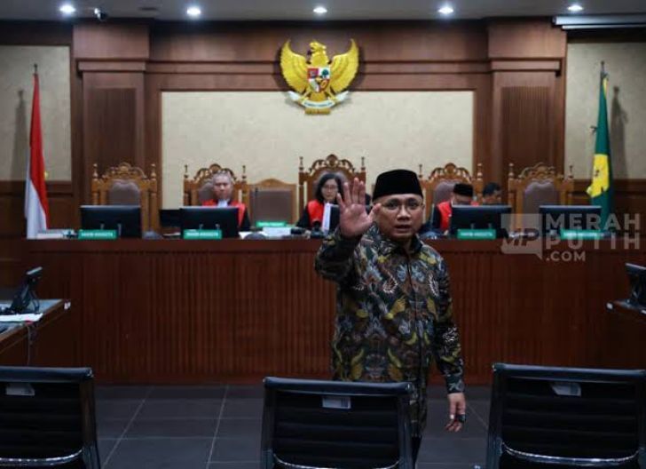 Photo of Sidang Demi Sidang, Dakwaan Terhadap Gus Yaqut Makin Patut Dipertanyakan