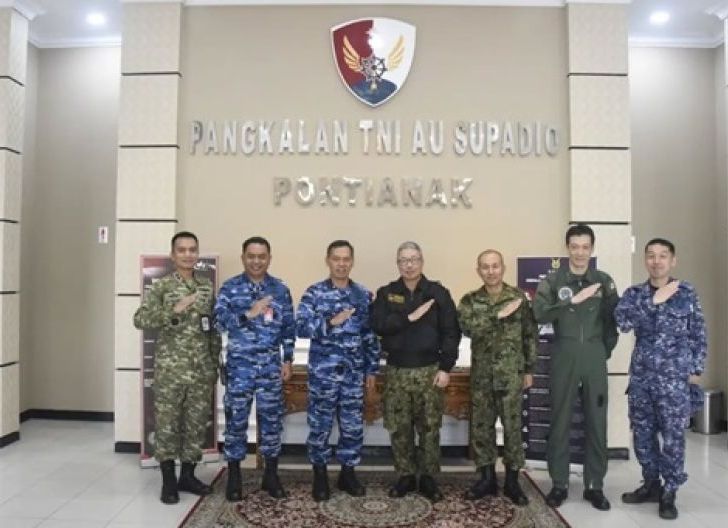 Photo of Perkuat Kolaborasi Penanganan Karhutla di Kalbar, Danlanud Supadio Terima Courtesy Call Delegasi Pasukan Jepang