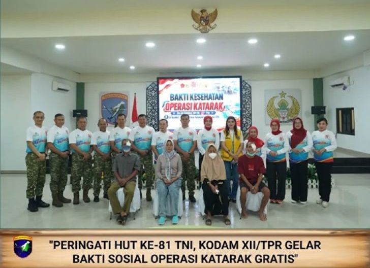 Photo of Peringati HUT ke-81 TNI, Kodam XII/Tpr Gelar Bakti Sosial Operasi Katarak Gratis