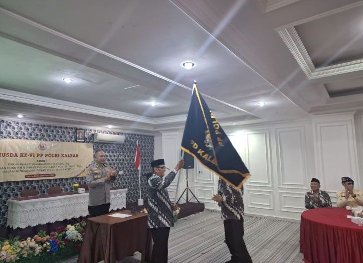 Photo of Aklamasi, Kombes Pol Purn. Drs. Suhadi SW., M.Si. Terpilih Pimpin PP Polri PD Kalbar