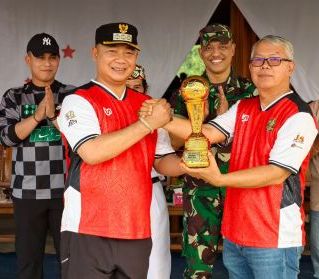 Turnamen Karang Taruna Tunas Cempaka Cup Muara Jekak, Perebutkan Piala Bupati Ketapang