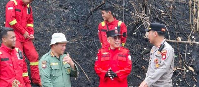 Usai Api Dipadamkan, Tim Gabungan Pastikan Bukit Seraya Tetap Aman