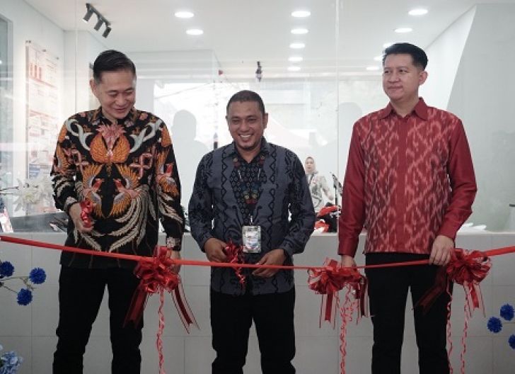 Photo of Tampil dengan Konsep Baru, Re-Opening Astra Motor Ahmad Yani Pontianak Semakin Keren dan Menarik