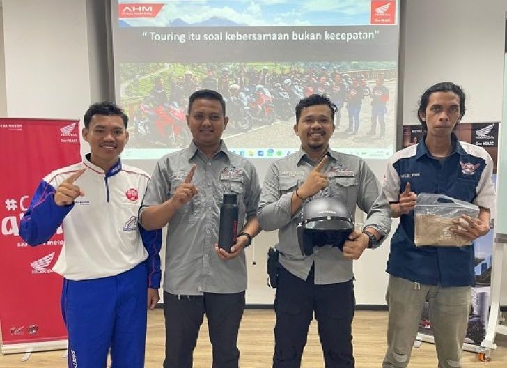 Photo of Astra Motor Kalbar Edukasi Komunitas Motor Sport tentang Aman Berkendara Secara Berkelompok