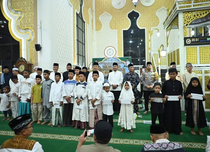 Photo of Maulid Nabi Muhammad SAW, Bupati Ketapang Ajak Masyarakat Rawat Persaudaraan dan Kasih Sayang