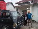Dari Rumah Pelangi, Dua Bruder Menggerakkan Kepedulian untuk Warga Pontianak di Tengah Bencana Karhutla dan Kekeringan