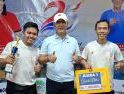 Tim Ganda Putra Disdikbud Singkawang Juara Pertama Pada Turnamen Badminton Antar ASN