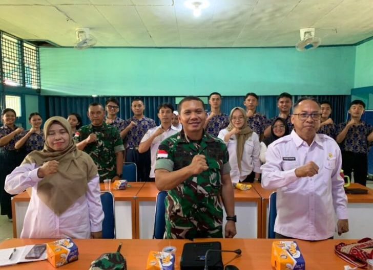 Photo of Dandim 1206/Putussibau Ikuti Grand Launching Ekstrakurikuler KKRI untuk Bentuk Generasi Muda Berkarakter