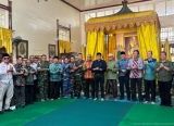 Photo of Ngopi Bareng di Istana Kadriah, Sultan Pontianak Dorong Pencegahan Karhutla dan Pengelolaan Air Bersih
