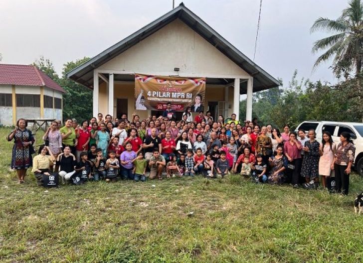 Photo of Gelar Sosialisasi 4 Pilar MPR, Maria Goreti Ajak Umat Katolik Menjalin Jadi 100 Persen Katolik dan 100 Persen Indonesia