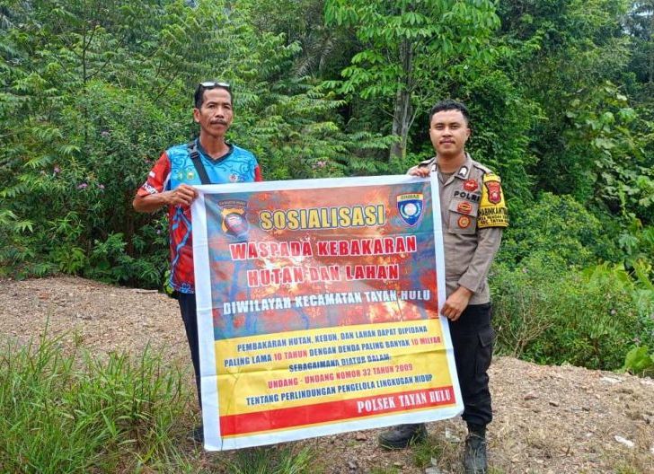 Photo of Polsek Tayan Hulu Ajak Warga Jaga Lingkungan dan Cegah Karhutla Sejak Dini