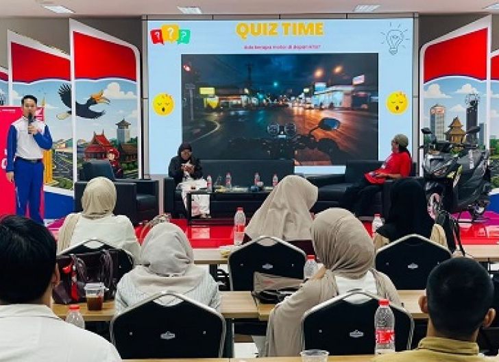 Photo of Obrolan Santai Menuju Generasi Cari Aman, Secangkir Kopi, Sejuta Mimpi: Astra Motor Kalbar Gelar Talk Show Bersama Mahasiswa UNU