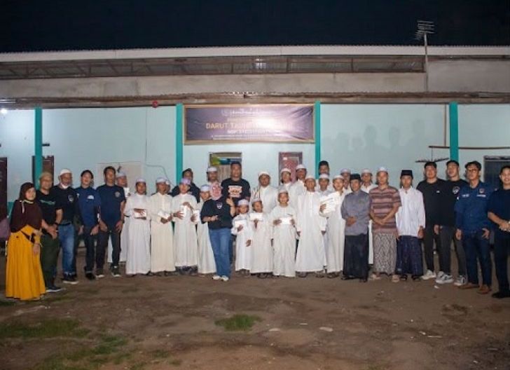 Photo of Astra Motor Kalbar Eksplorasi Rasau dengan ADV 160, Wujudkan Aktivitas Sosial Bermanfaat