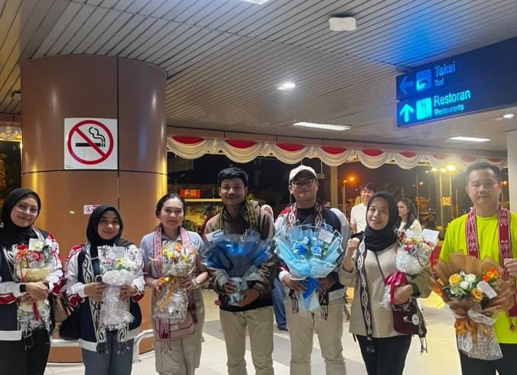 Photo of Vario Evo Night Ride Hadirkan Aksi Sosial, Peduli Warga Terdampak Karhutla