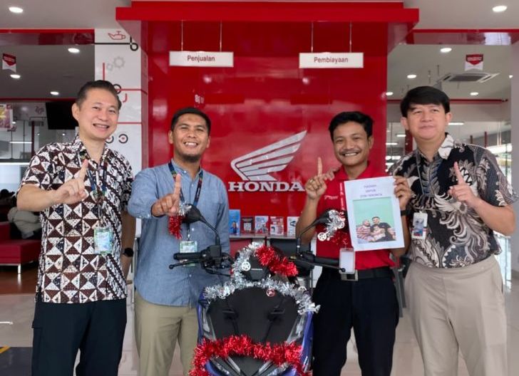 Photo of Dari Night Ride ke Aksi Sosial, Asmo Kalbar dan Komunitas Honda Peduli Karhutla