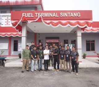 Dengar Cerita Sopir Sintang, Pertamina Patra Niaga Regional Kalimantan Terima Apresiasi atas Pelayanan BBM
