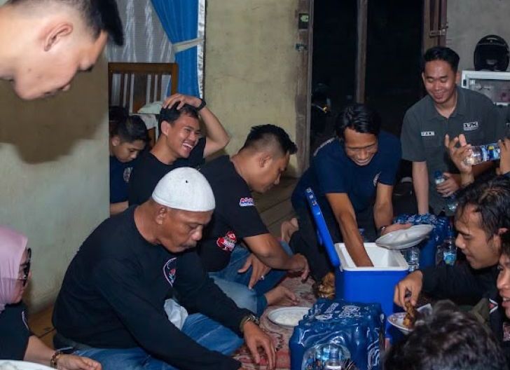 Photo of ADV 160 dan Kisah Rasau, Astra Motor Kalbar Jelajah Alam Sambil Berbagi