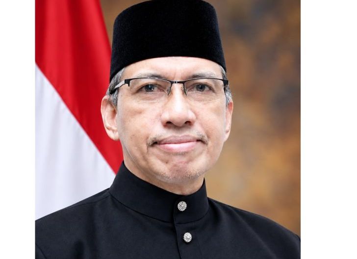 Photo of Menyalakan Obor Kemandirian: Warisan Sang Bankir Legendaris di Usia ke-36 UM Pontianak