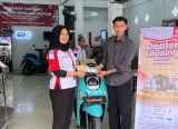 Photo of Konsumen Loyal Berkesempatan Mendapatkan Berbagai Hadiah Undian Menarik, Astra Motor Kalbar Berikan Promo Spektakuler 