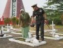 Dipimpin Danrem, Prajurit Korem 121/Abw Gelar Ziarah Nasional HUT ke-81 TNI di TMP Syuhada Pertiwi