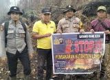 Photo of Dari Pampang Dua hingga Kuala Rosan, Polsek Meliau Gaungkan Pesan Stop Bakar Lahan