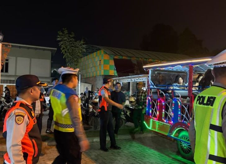 Photo of Pemkot Singkawang Larang Odong-odong Roda Tiga Beroperasi