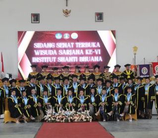 99 Mahasiswa ISB Bengkayang Diwisuda, Jadi Motor Perubahan