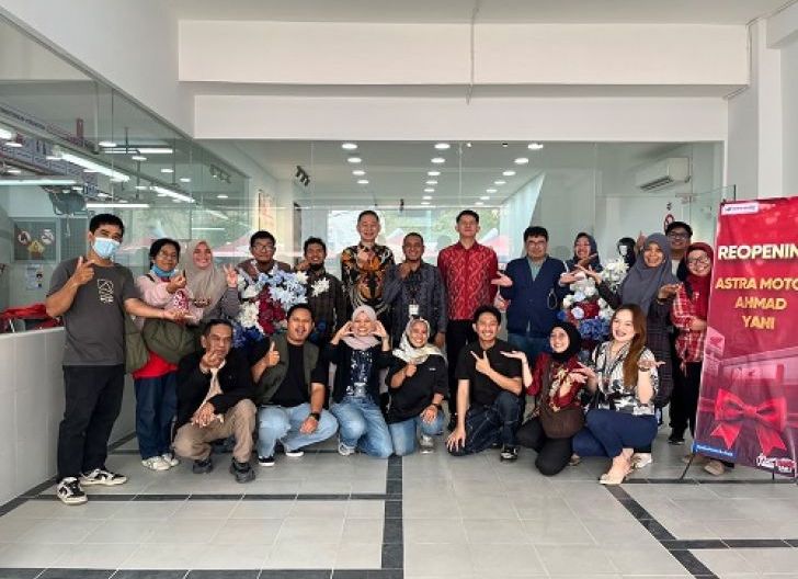 Photo of Tampil dengan Konsep Baru, Re-Opening Astra Motor Ahmad Yani Pontianak Perkuat Layanan Terbaik