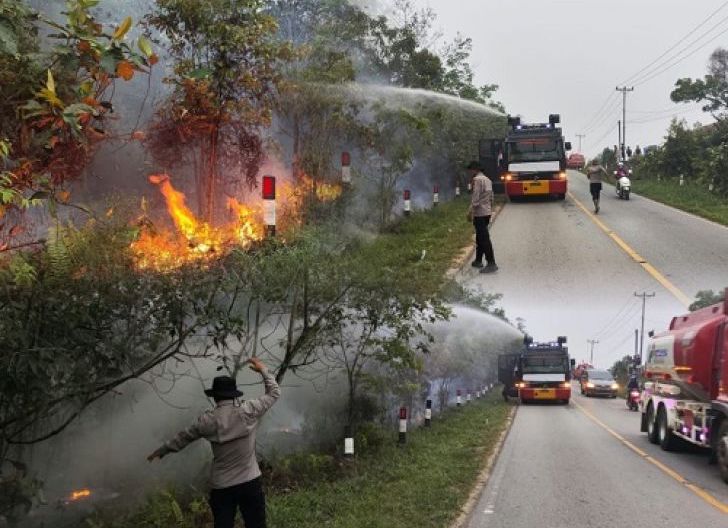 Photo of Brimob Turunkan AWC, Padamkan Kebakaran di Desa Kunyai Sintang