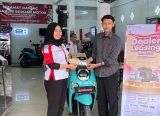 Photo of Kejutan Spetakuler Pembelian Motor Honda secara kredit, Asmo Kalbar Berikan Promo Berbagai Hadiah Undian Menarik
