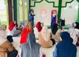 Photo of Dari Pelajar untuk Masyarakat, Anisa Advisor Safety Riding School Edukasi Ibu-Ibu Posyandu Saigon