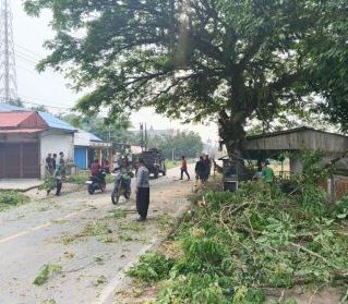 Koramil 1210-03/Mandor Bersama Forkopimcam dan Masyarakat Gelar Kerja Bakti di TKN Pembina Mandor
