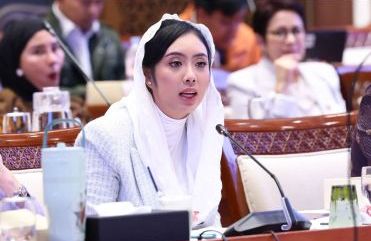 Komisi I DPR Apresiasi Komdigi Tertibkan Jutaan Akun Anak, Dorong Platform Perkuat Perlindungan Digital