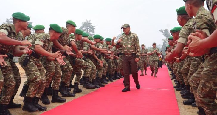 Pangdam XII/Tpr Dampingi Menhan RI Tinjau Kesatrian Yonif TP 833/Bumi Daranante