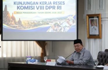 Komisi VIII DPR: Guru Agama Sudah Mengabdi Puluhan Tahun, Gajinya Hanya 300ribu Per Bulan