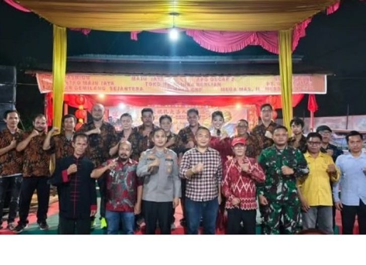 Photo of Hadiri HUT ke-16 Kelenteng Khong Zi, Bupati Jaga Kerukunan dan Bangun Ketapang Bersama