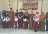 Photo of Kejari Singkawang Sudah Salurkan 1000 Lebih KIA Kepada Siswa SD