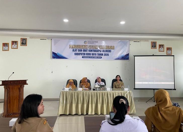 Photo of Cegah Kekosongan dan Stok Menumpuk, BKKBN Kalbar Perkuat Tata Kelola Distribusi Alat Kontrasepsi
