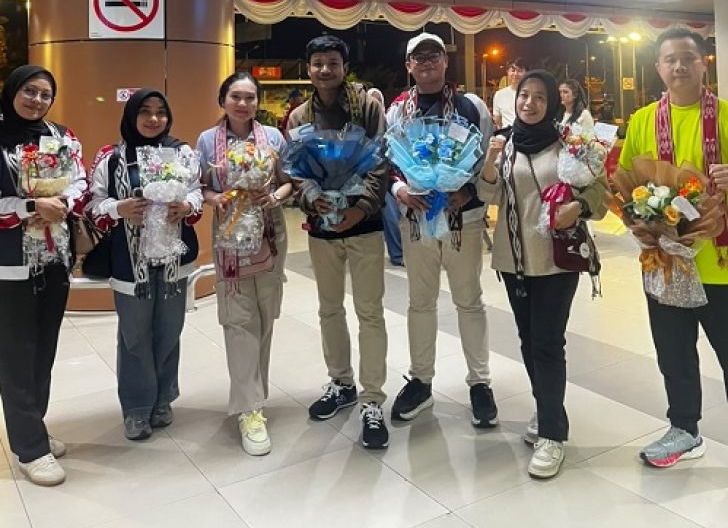 Photo of Wakili Kalbar, Insan Layanan Honda Ukir Prestasi di Kontes Layanan Honda Nasional 2026
