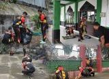 Photo of Sambut HUT ke-81 Korps Brimob Polri, Brimob Kalbar Bersihkan Empat Tempat Ibadah