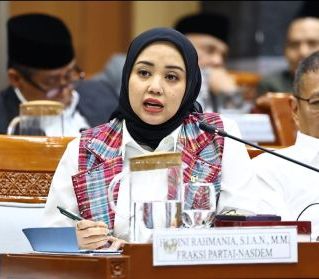 Empat Orang Meninggal Padamkan Kawasan Bromo, Legislator Desak Evaluasi Komprehensif