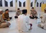 Photo of Bangun Kedekatan Lewat Subuh Bersama, Polisi Ajak Warga Jaga Kamtibmas