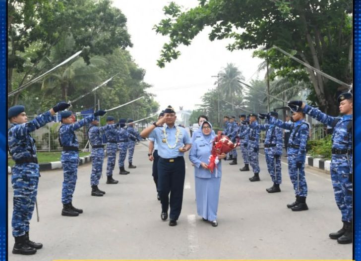 Photo of Perkuat Kebersamaan dan Kebanggaan Satuan, Lanud Supadio Gelar Tradisi Passing In dan Passing Out