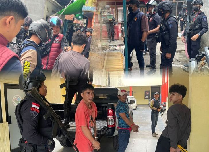 Photo of Penegakan Hukum di Kampung Beting Diperkuat, Satbrimob Kalbar Back Up Ditresnarkoba