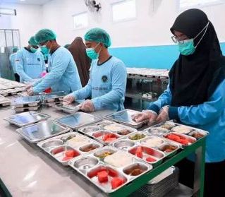 Ahli Ekonomi: MBG Dorong Ekonomi Rakyat dan Ciptakan Lapangan Kerja
