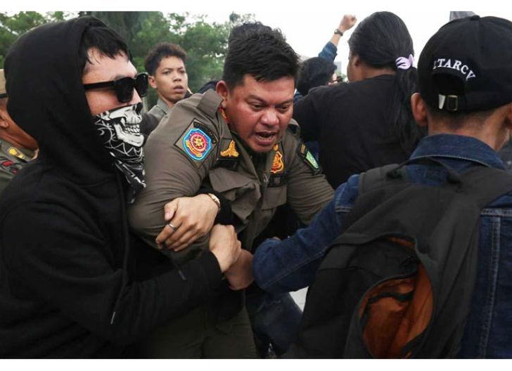 Photo of Situasi Kota Pontianak Kondusif, Demo Dua Tahun Prabowo-Gibran Meluas