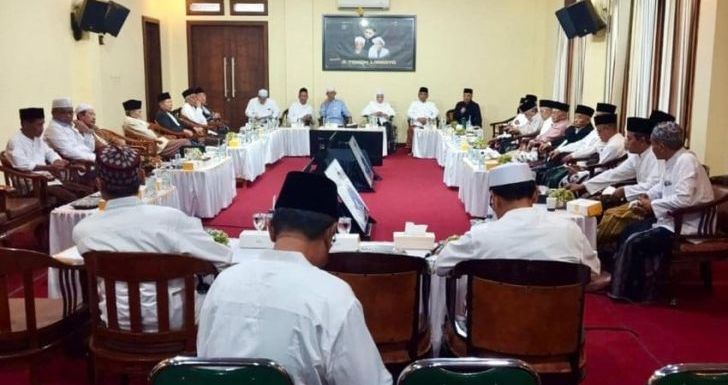 Berkumpul di Lirboyo, Puluhan Kyia Sepuh Suarakan Keadilan untuk Gus Yaqut dan Minta Presiden Probowo Pertimbangkan Abolisi